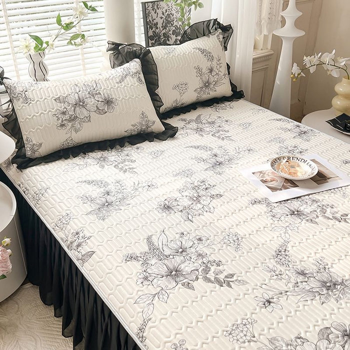 91家纺网 家纺一手货源 找家纺 悦织湾家纺 2025新款A类凉感丝床裙款乳胶凉席席子夏被夏凉被空调被四件套 浪漫花开