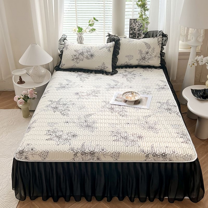 91家纺网 家纺一手货源 找家纺 悦织湾家纺 2025新款A类凉感丝床裙款乳胶凉席席子夏被夏凉被空调被四件套 浪漫花开