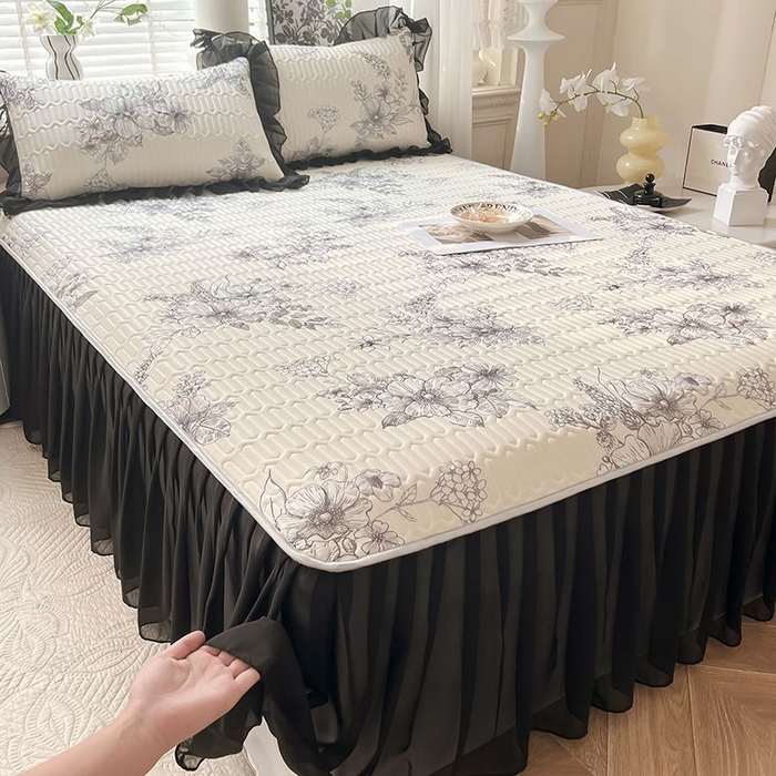 91家纺网 家纺一手货源 找家纺 悦织湾家纺 2025新款A类凉感丝床裙款乳胶凉席席子夏被夏凉被空调被四件套 浪漫花开