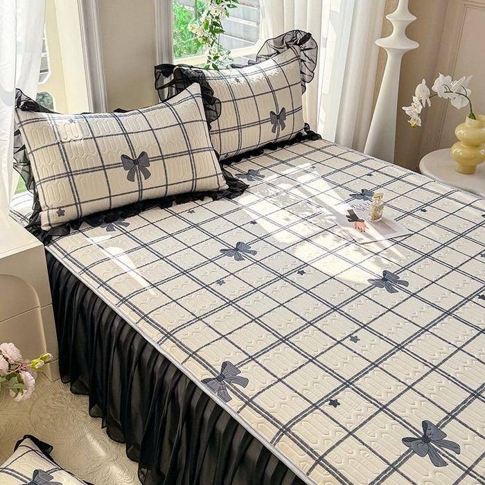 91家纺网 家纺一手货源 找家纺 悦织湾家纺 2025新款A类凉感丝床裙款乳胶凉席席子夏被夏凉被空调被四件套 礼物