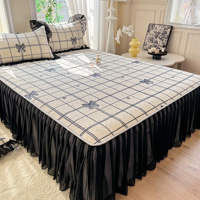 91家纺网 家纺一手货源 找家纺 悦织湾家纺 2025新款A类凉感丝床裙款乳胶凉席席子夏被夏凉被空调被四件套 礼物