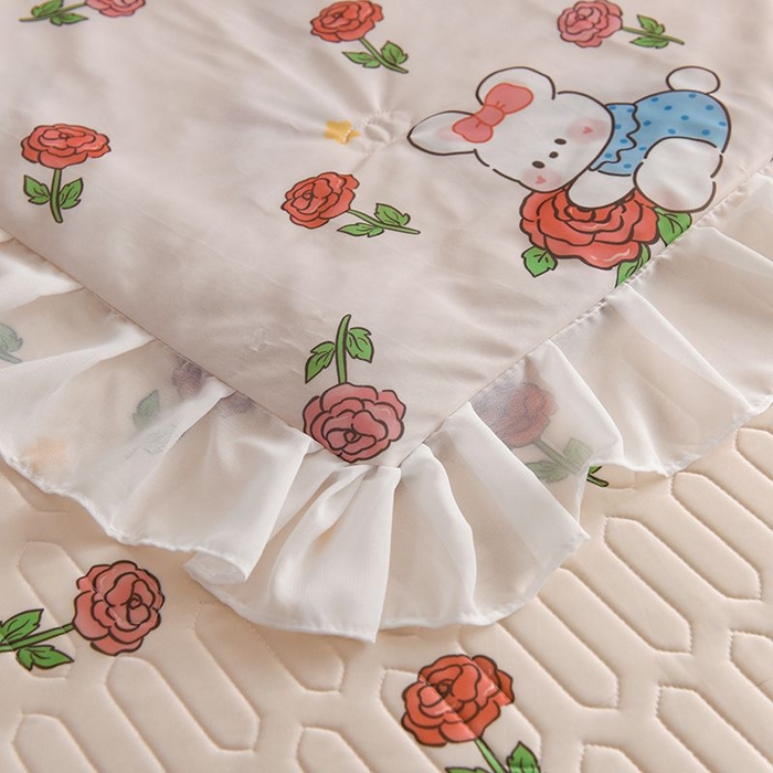 91家纺网 家纺一手货源 找家纺 悦织湾家纺 2025新款A类凉感丝床裙款乳胶凉席席子夏被夏凉被空调被四件套 玫瑰花语