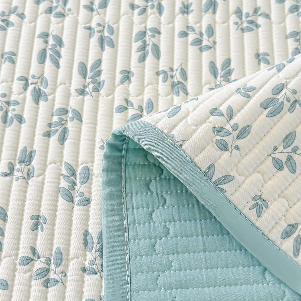 91家纺网 家纺一手货源 找家纺 橘夏家纺 2025新款多功能全棉双面床盖三件套纯棉夹棉加厚床单床垫盖毯 盛开