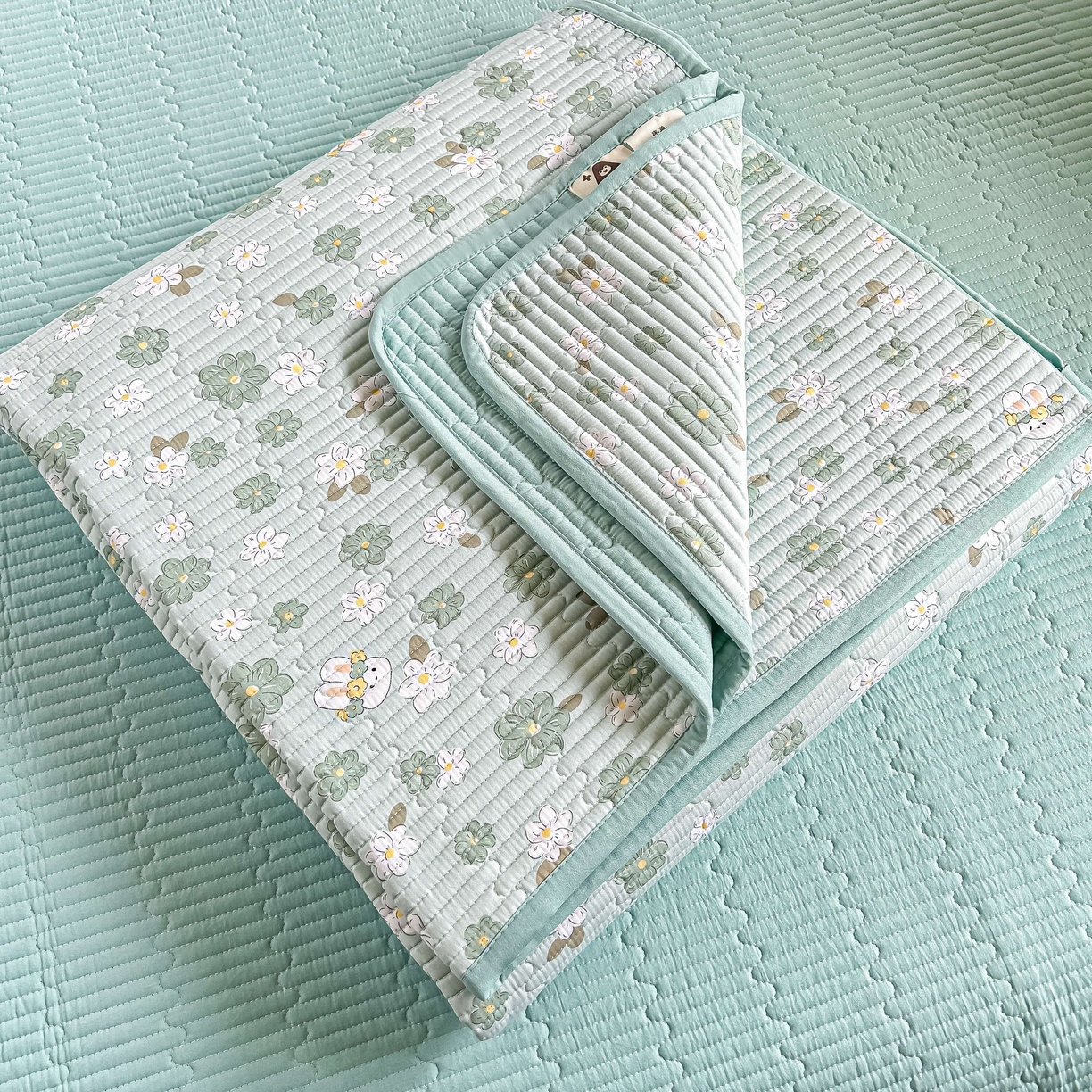 91家纺网 家纺一手货源 找家纺 橘夏家纺 2025新款多功能全棉双面床盖三件套纯棉夹棉加厚床单床垫盖毯 栀香小兔