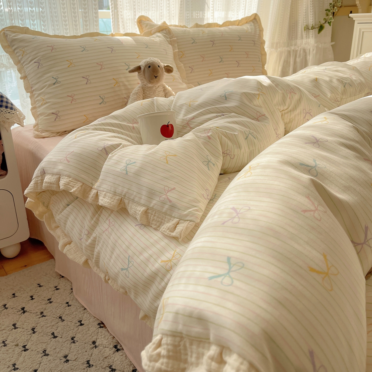 91家纺网 家纺一手货源 找家纺 盼季家纺 2025新款亲肤棉皱皱纱花边四件套 皱皱纱花边-蝴蝶结