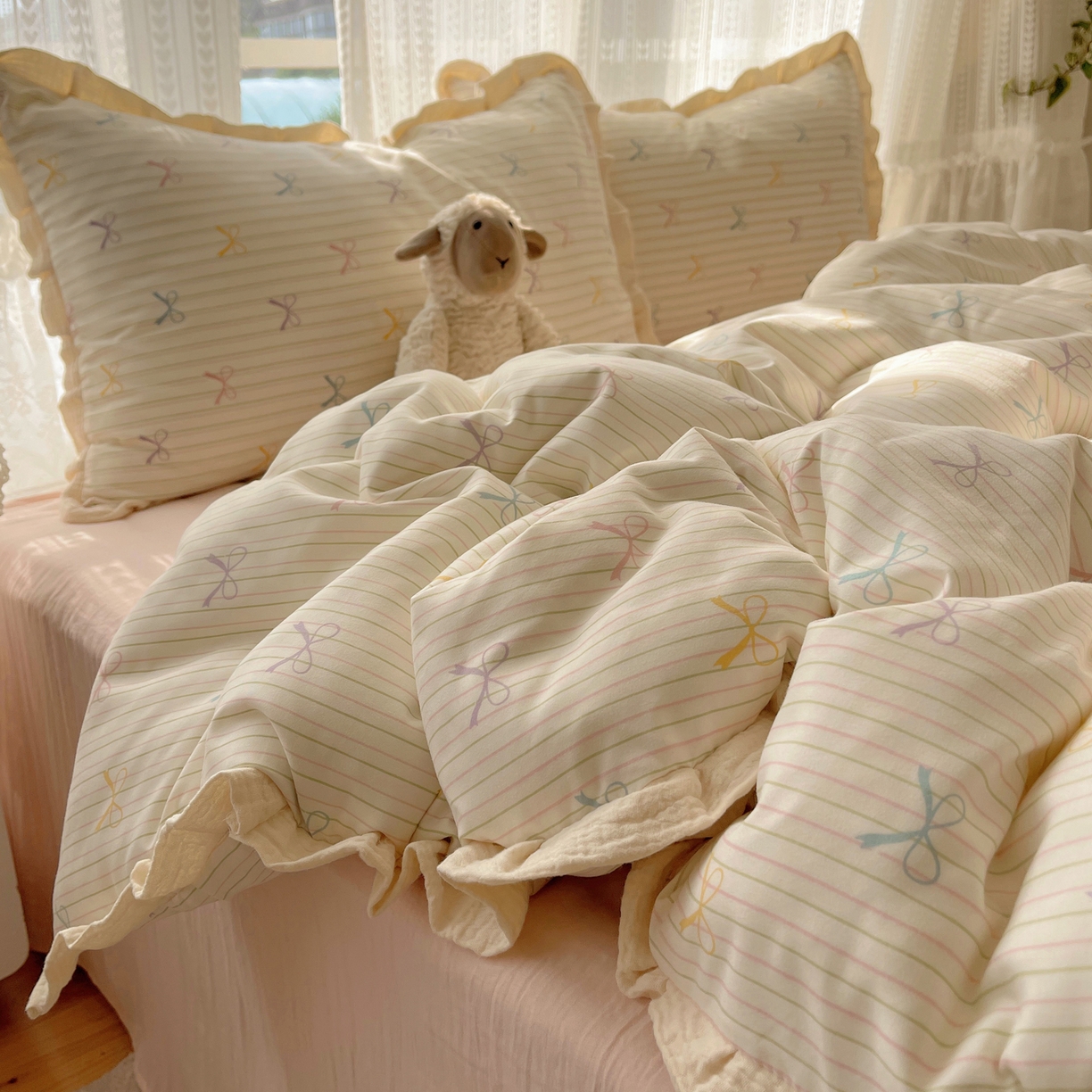 91家纺网 家纺一手货源 找家纺 盼季家纺 2025新款亲肤棉皱皱纱花边四件套 皱皱纱花边-蝴蝶结