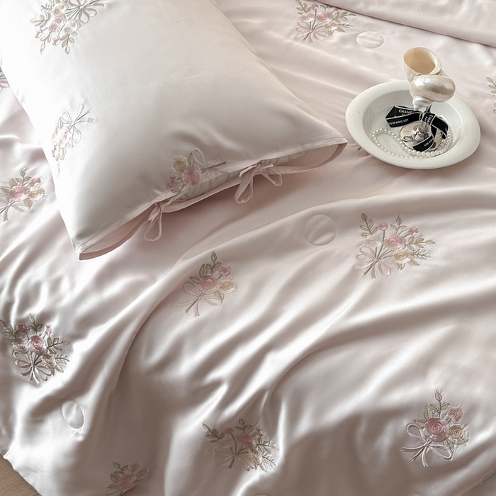 91家纺网 家纺一手货源 找家纺 （总）帝王家纺 2025爆款刺绣水洗天丝真丝夏被四件套冰丝三件套单夏被夏季直播