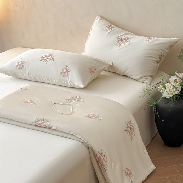 91家纺网 家纺一手货源 找家纺 （总）帝王家纺 2025爆款刺绣水洗天丝真丝夏被四件套冰丝三件套单夏被夏季直播