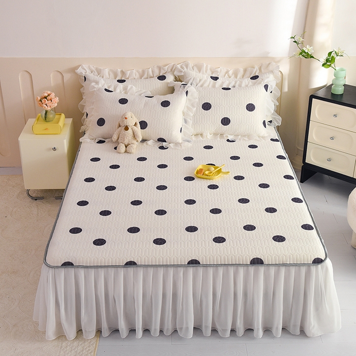 悦织湾家纺 2025新款A类0.5厚床裙款印花乳胶凉席三件套 波点