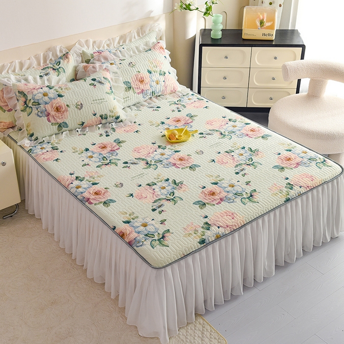 91家纺网 家纺一手货源 找家纺 悦织湾家纺 2025新款A类0.5厚床裙款印花乳胶凉席三件套 繁花