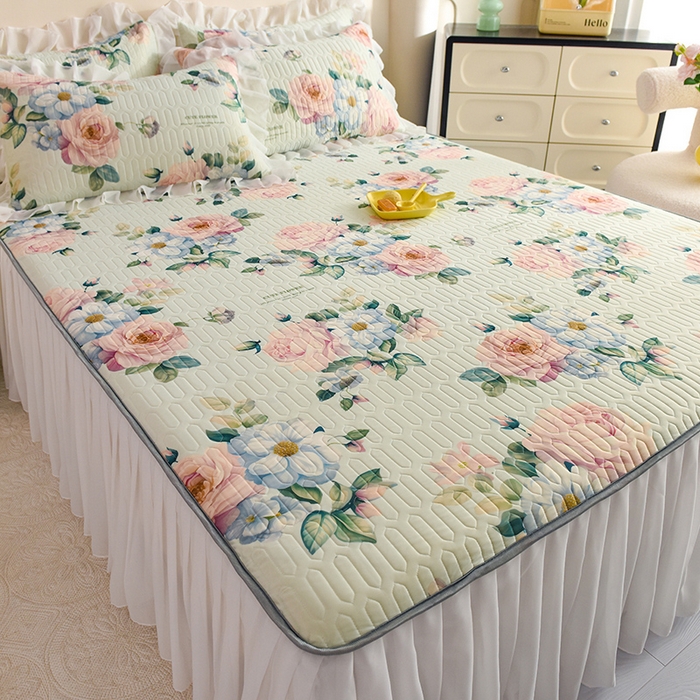 91家纺网 家纺一手货源 找家纺 悦织湾家纺 2025新款A类0.5厚床裙款印花乳胶凉席三件套 繁花