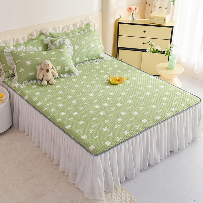 91家纺网 家纺一手货源 找家纺 悦织湾家纺 2025新款A类0.5厚床裙款印花乳胶凉席三件套 花束