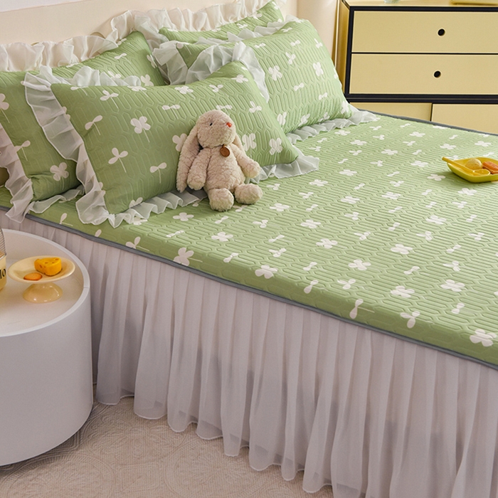 91家纺网 家纺一手货源 找家纺 悦织湾家纺 2025新款A类0.5厚床裙款印花乳胶凉席三件套 花束