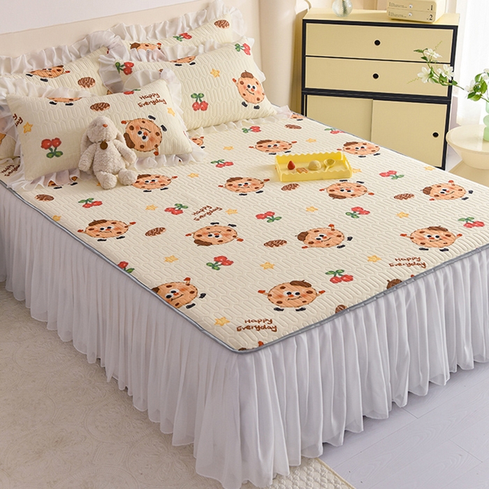 91家纺网 家纺一手货源 找家纺 悦织湾家纺 2025新款A类0.5厚床裙款印花乳胶凉席三件套 欢乐曲奇