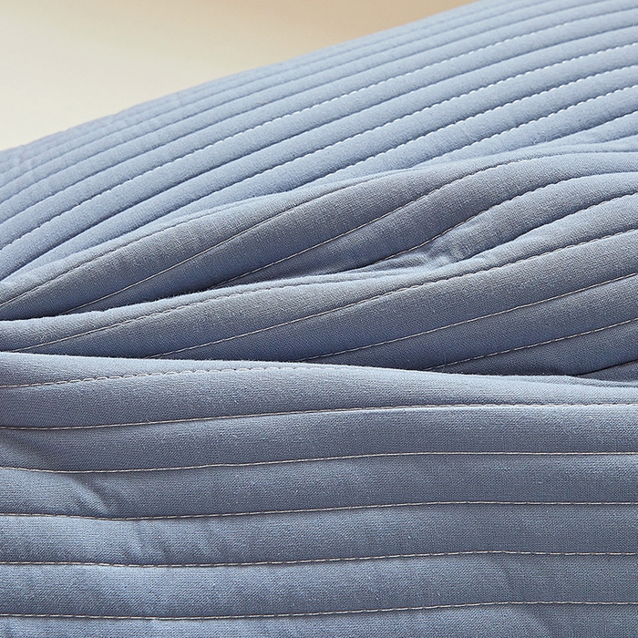 91家纺网 家纺一手货源 找家纺 芬晴家纺 2025新款A类良品防水枕套系列 雾蓝