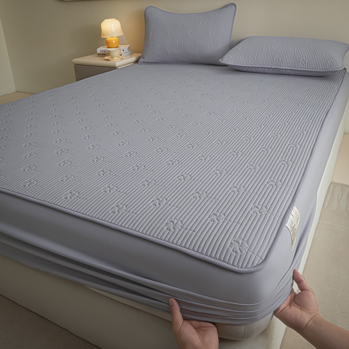 91家纺网 家纺一手货源 找家纺 （总）芬晴家纺 2025新款A类全棉夹棉水洗棉大豆床笠-花梦