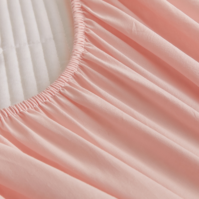 91家纺网 家纺一手货源 找家纺 芬晴家纺 2025新款A类全棉夹棉水洗棉大豆床笠-花梦 花梦-嫩粉