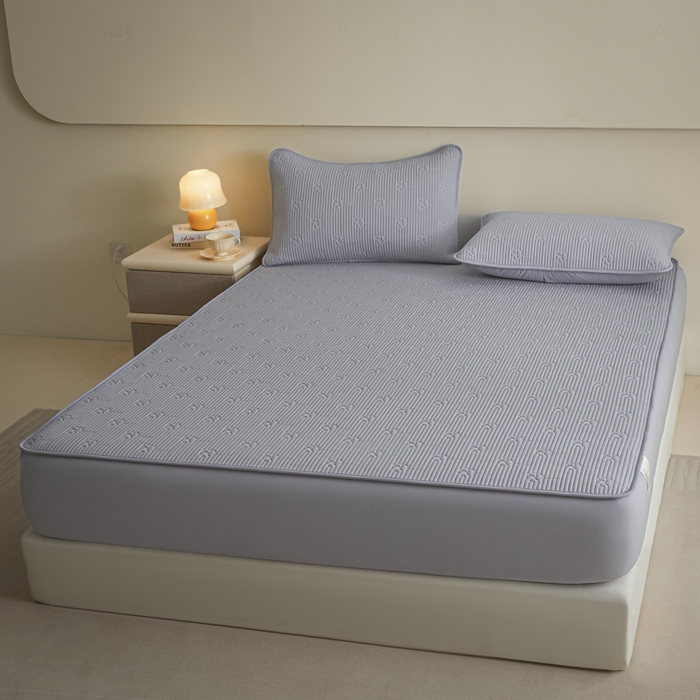 91家纺网 家纺一手货源 找家纺 芬晴家纺 2025新款A类全棉夹棉水洗棉大豆床笠-花梦 花梦-浅灰