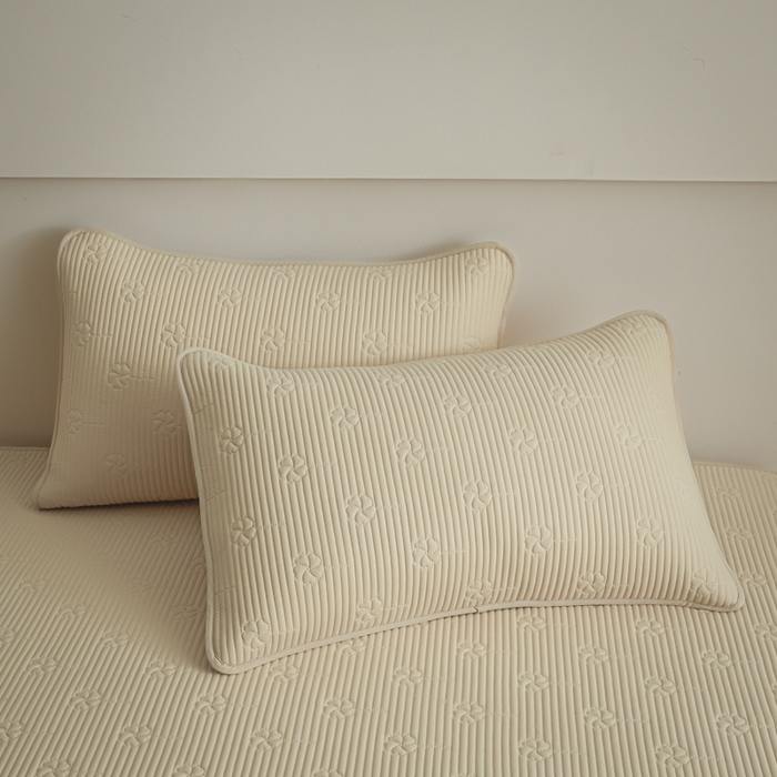 91家纺网 家纺一手货源 找家纺 芬晴家纺 2025新款A类全棉夹棉水洗棉大豆床笠-花梦 花梦-浅卡