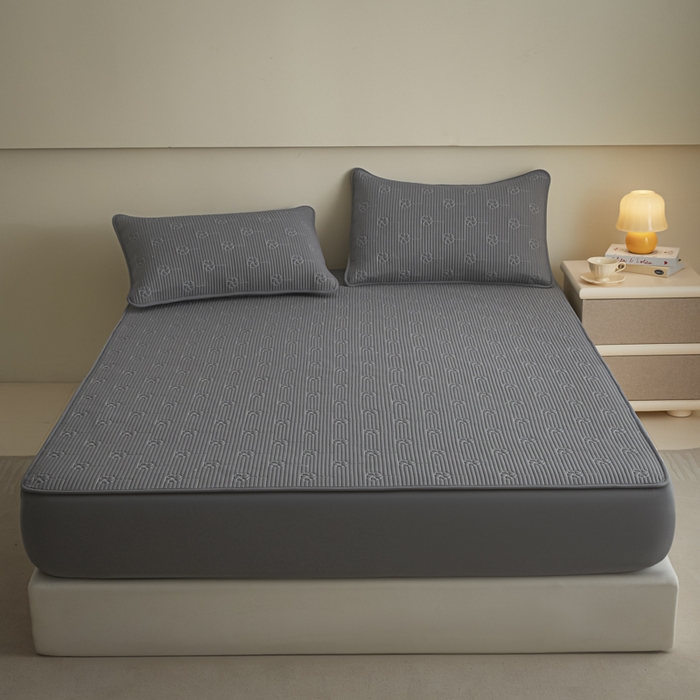 91家纺网 家纺一手货源 找家纺 芬晴家纺 2025新款A类全棉夹棉水洗棉大豆床笠-花梦 花梦-岩灰