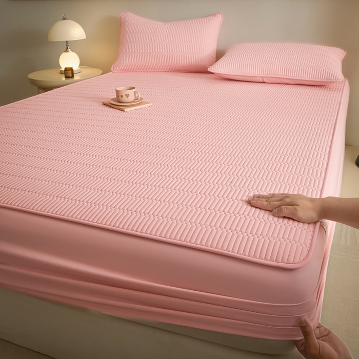 91家纺网 家纺一手货源 找家纺 （总）芬晴家纺 2025新款A类全棉水洗棉夹棉床笠-甜心