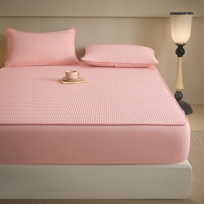 91家纺网 家纺一手货源 找家纺 芬晴家纺 2025新款A类全棉水洗棉夹棉床笠-甜心 甜心-嫩粉