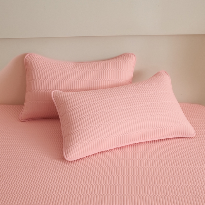 91家纺网 家纺一手货源 找家纺 芬晴家纺 2025新款A类全棉水洗棉夹棉床笠-甜心 甜心-嫩粉