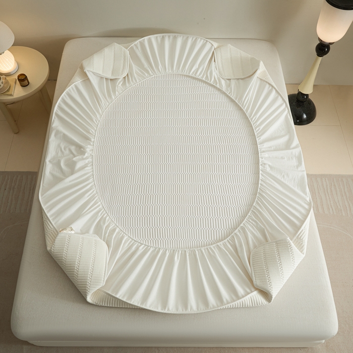 91家纺网 家纺一手货源 找家纺 芬晴家纺 2025新款A类全棉水洗棉夹棉床笠-甜心 甜心-白