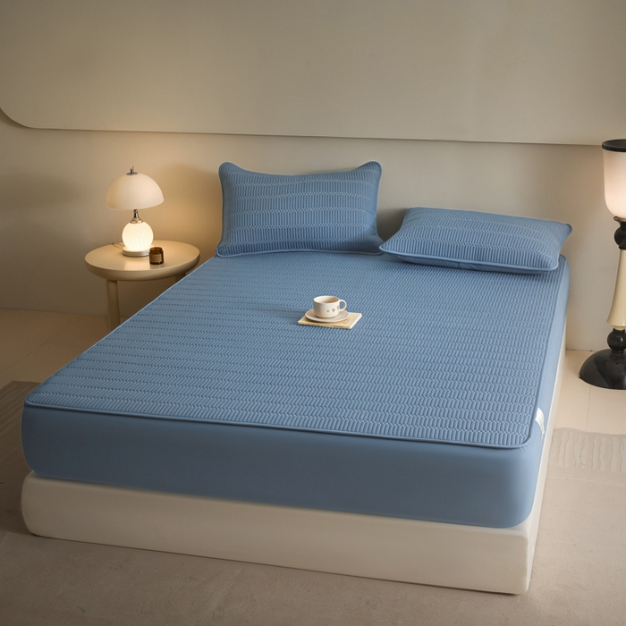 91家纺网 家纺一手货源 找家纺 芬晴家纺 2025新款A类全棉水洗棉夹棉床笠-甜心 甜心-雾蓝