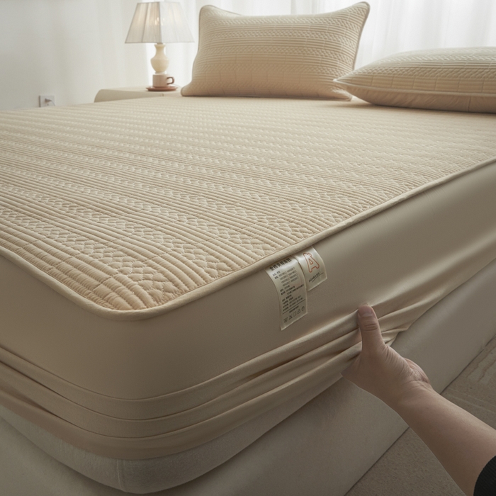 91家纺网 家纺一手货源 找家纺 芬晴家纺 2025新款A类全棉夹棉大豆床笠-派对 派对-浅卡