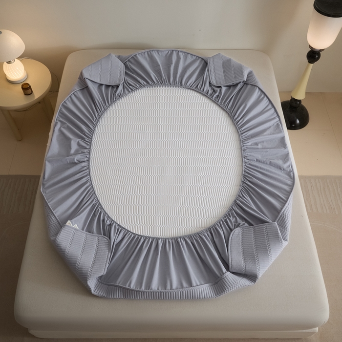 91家纺网 家纺一手货源 找家纺 芬晴家纺 2025新款A类全棉水洗棉夹棉床笠-甜心 甜心-浅灰