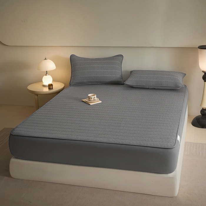 91家纺网 家纺一手货源 找家纺 芬晴家纺 2025新款A类全棉水洗棉夹棉床笠-甜心 甜心-岩灰