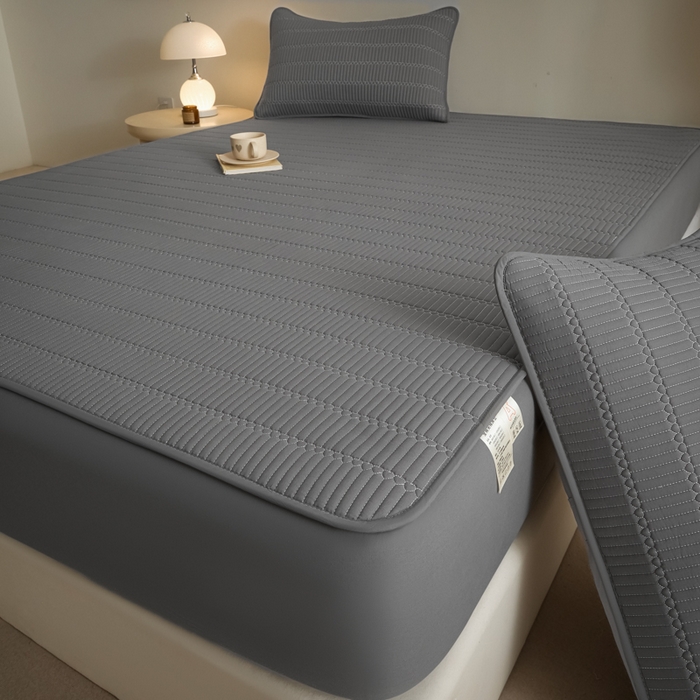 91家纺网 家纺一手货源 找家纺 芬晴家纺 2025新款A类全棉水洗棉夹棉床笠-甜心 甜心-岩灰