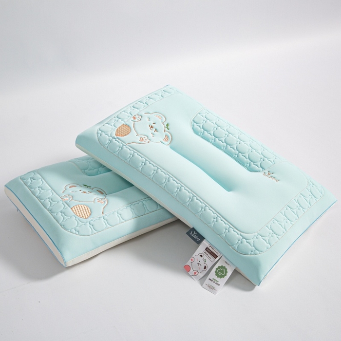 91家纺网 家纺一手货源 找家纺 织布人 2025新款枕芯夏季凉感冰丝小熊乳胶枕头防出汗儿童学生成人亲子枕 天空蓝_一只48*74cm【成人中枕】  