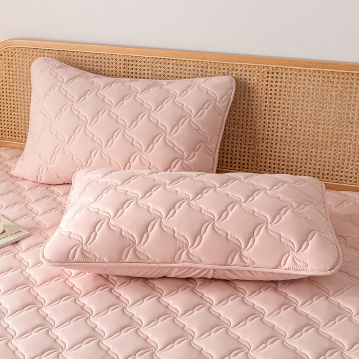 91家纺网 家纺一手货源 找家纺 （总）芬晴家纺 2025新款母婴级大豆防水床笠-马丁-风车