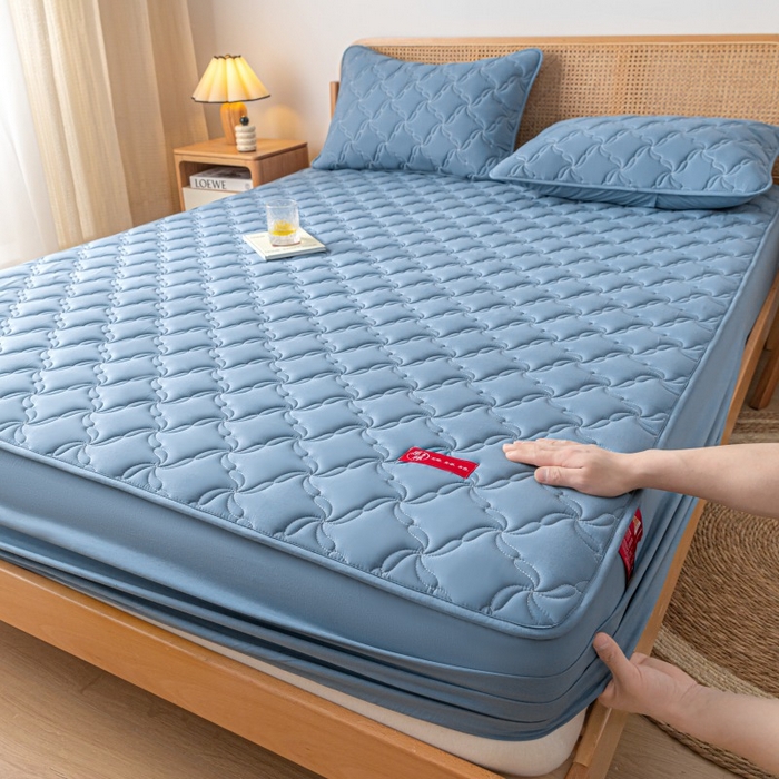 91家纺网 家纺一手货源 找家纺 （总）芬晴家纺 2025新款母婴级大豆防水床笠-马丁-风车