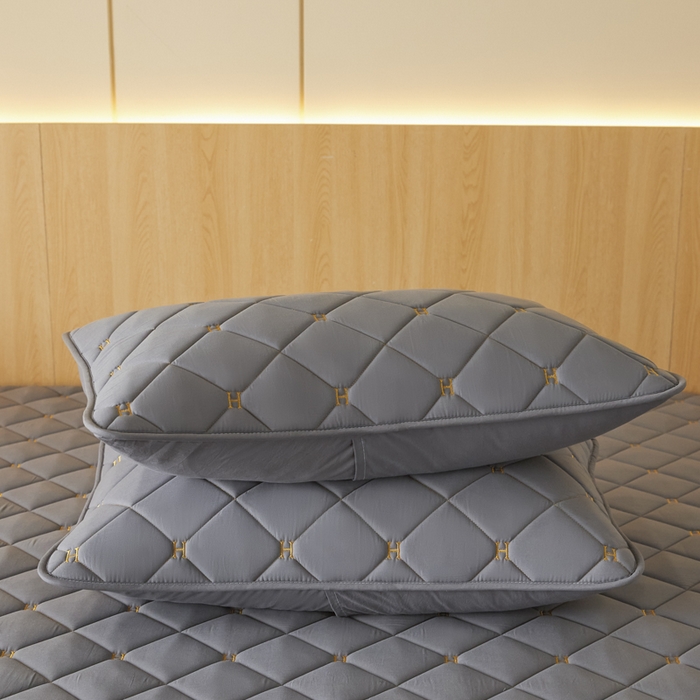 91家纺网 家纺一手货源 找家纺 芬晴家纺 2025新款全棉水洗棉A类防水系列枕套 H-岩灰