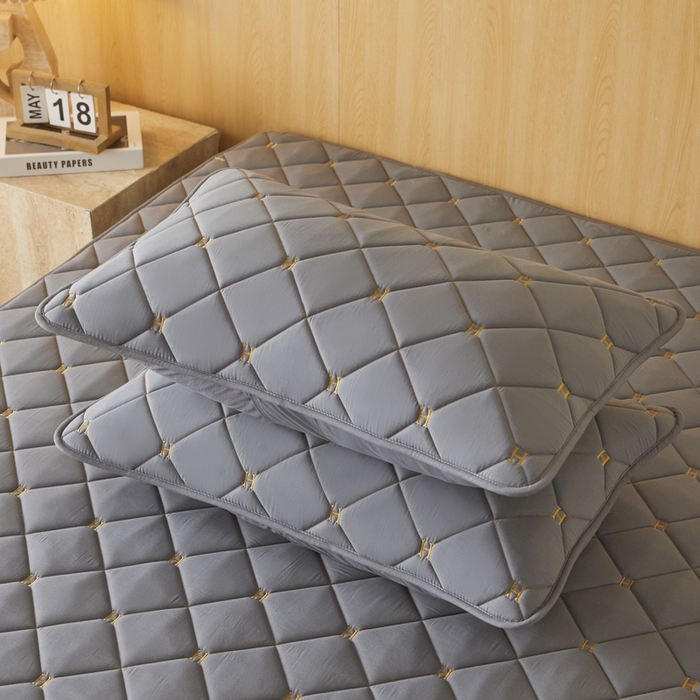 91家纺网 家纺一手货源 找家纺 芬晴家纺 2025新款全棉水洗棉A类防水系列枕套 H-岩灰