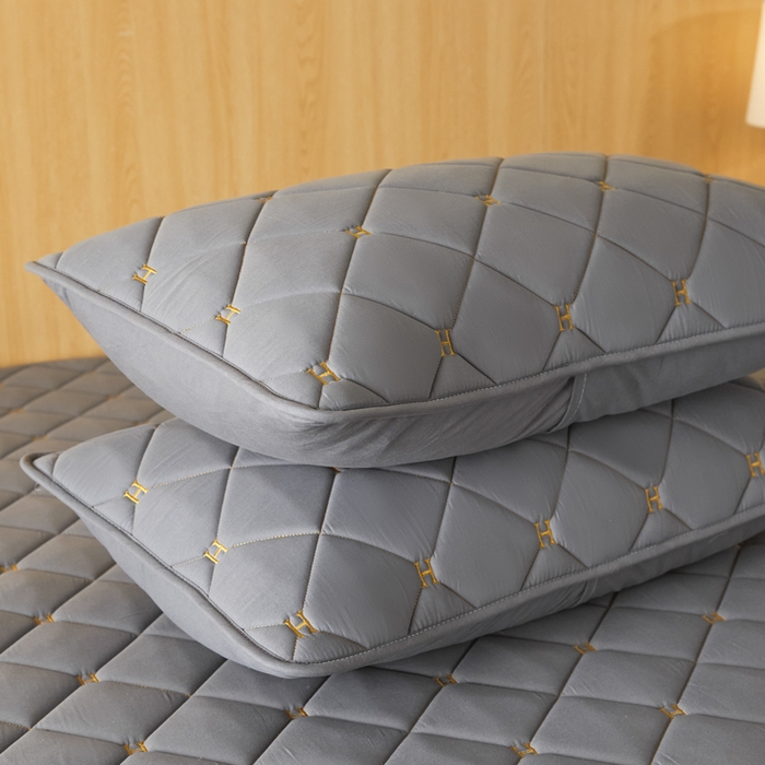 91家纺网 家纺一手货源 找家纺 芬晴家纺 2025新款全棉水洗棉A类防水系列枕套 H-岩灰