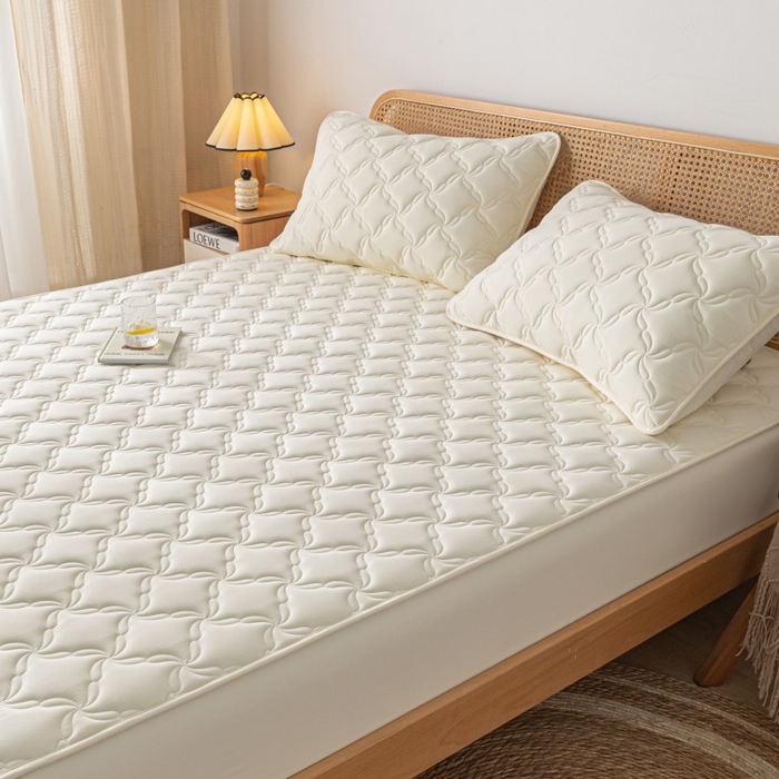 91家纺网 家纺一手货源 找家纺 芬晴家纺 2025新款母婴级大豆防水床笠-马丁-风车 风车-米白