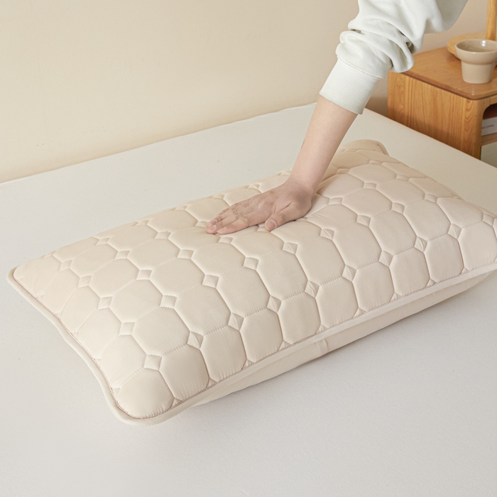 91家纺网 家纺一手货源 找家纺 芬晴家纺 2025新款A类母婴级防水枕套系列 简格-卡其