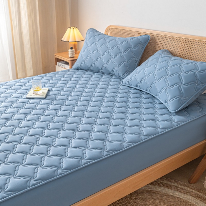 91家纺网 家纺一手货源 找家纺 芬晴家纺 2025新款母婴级大豆防水床笠-马丁-风车 风车-雾蓝