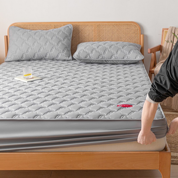 91家纺网 家纺一手货源 找家纺 芬晴家纺 2025新款母婴级大豆防水床笠-马丁-风车 风车-星灰