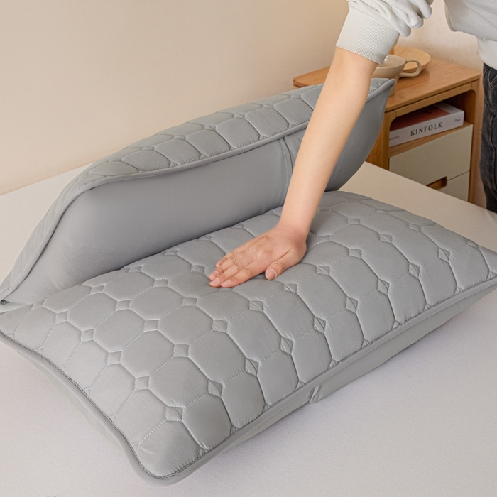 91家纺网 家纺一手货源 找家纺 芬晴家纺 2025新款A类母婴级防水枕套系列 简格-星灰