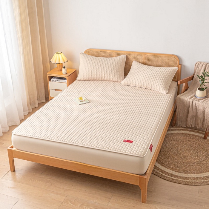 91家纺网 家纺一手货源 找家纺 芬晴家纺 2025新款母婴级大豆防水床笠-马丁-风车 马丁-卡其