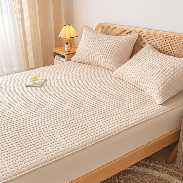 91家纺网 家纺一手货源 找家纺 芬晴家纺 2025新款母婴级大豆防水床笠-马丁-风车 马丁-卡其