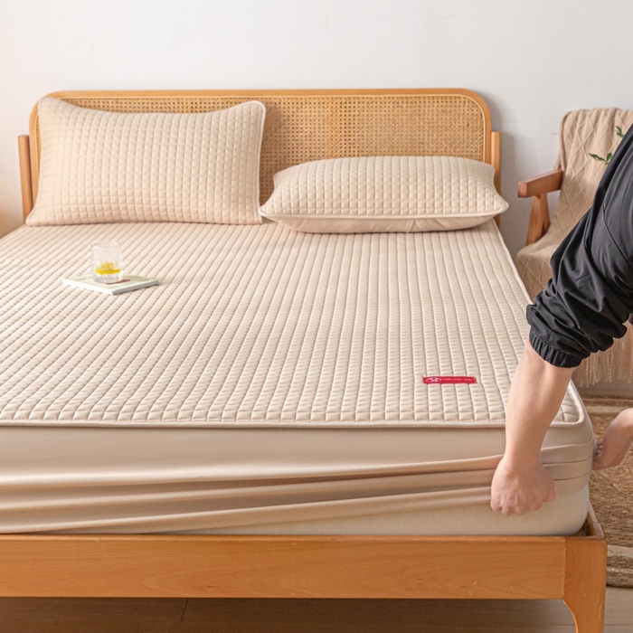 91家纺网 家纺一手货源 找家纺 芬晴家纺 2025新款母婴级大豆防水床笠-马丁-风车 马丁-卡其