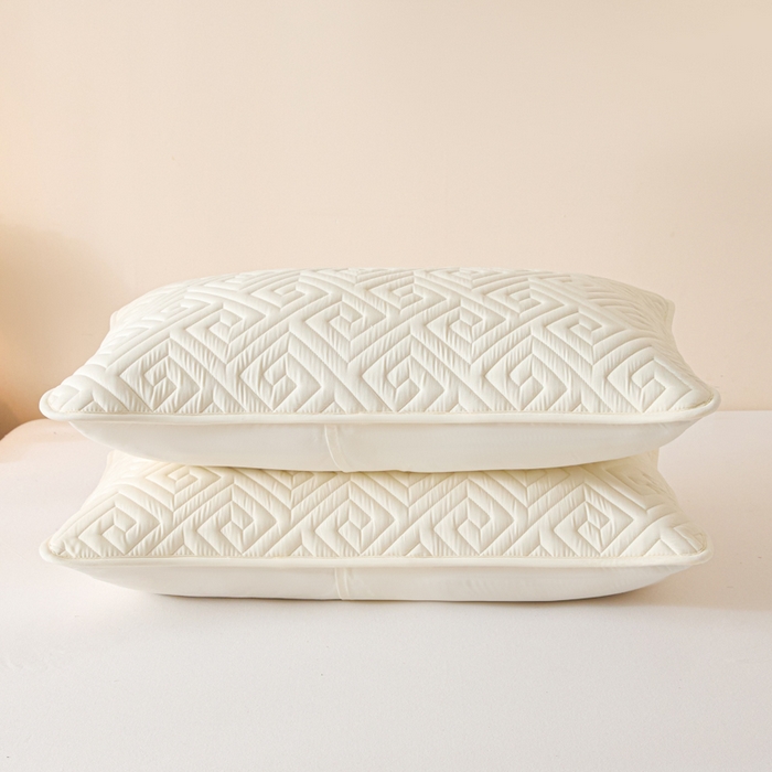 91家纺网 家纺一手货源 找家纺 芬晴家纺 2025新款A类母婴级防水枕套系列 流星-米白