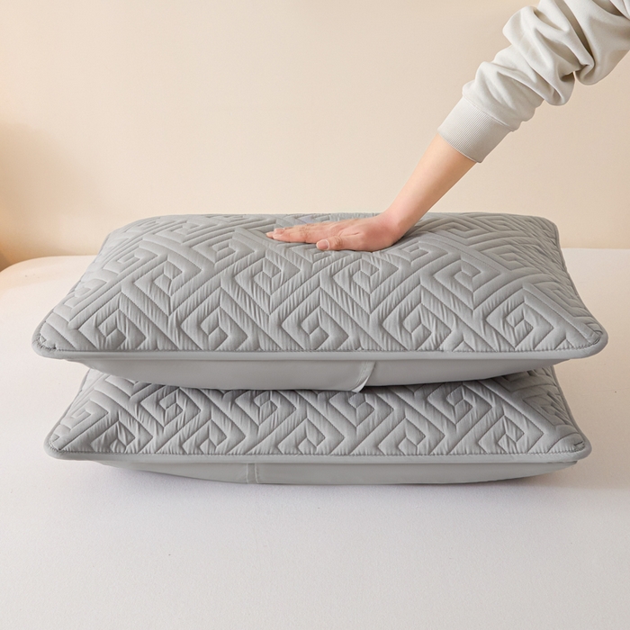 91家纺网 家纺一手货源 找家纺 芬晴家纺 2025新款A类母婴级防水枕套系列 流星-星灰