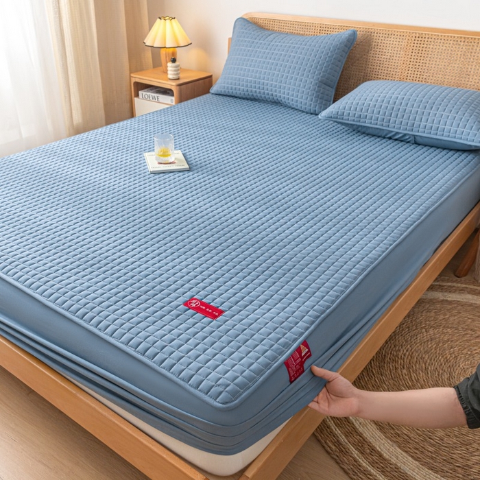 91家纺网 家纺一手货源 找家纺 芬晴家纺 2025新款母婴级大豆防水床笠-马丁-风车 马丁-雾蓝